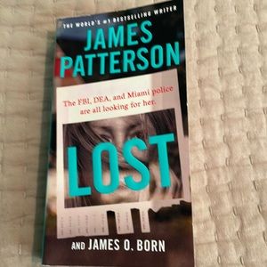 Paperback Novel by James Patterson